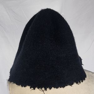 Do Everything in Love - Black Wool Hat